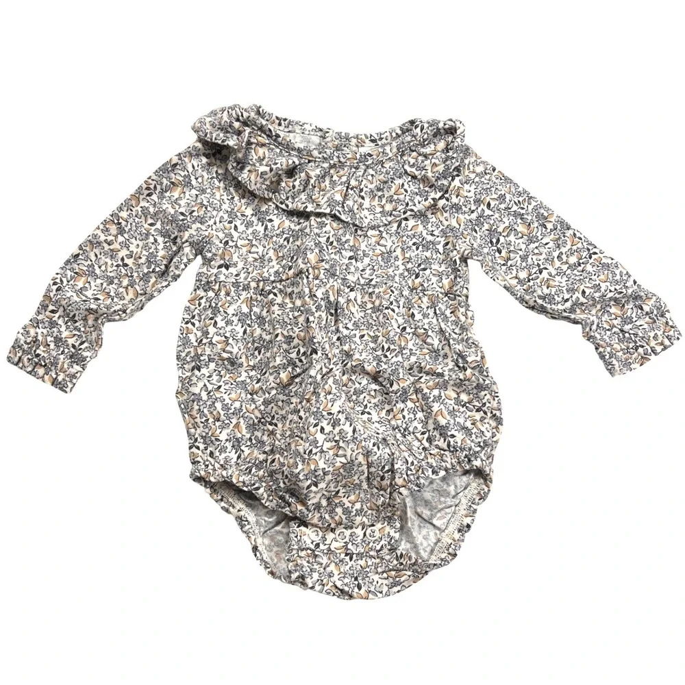 30 Piece Baby Girl Bundle 0-3m, 3-6m, 6m EUC